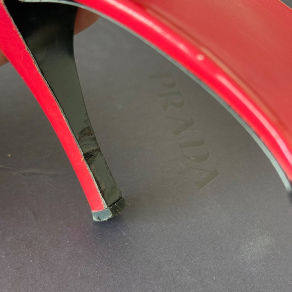 Prada Vernice Border Pink / Black Patent Leather Heels Size 5.5 - Picture 4 of 5